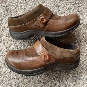 DANSKO Kaya Milled Leather Slip Resistant Comfort Shoes EURO 41